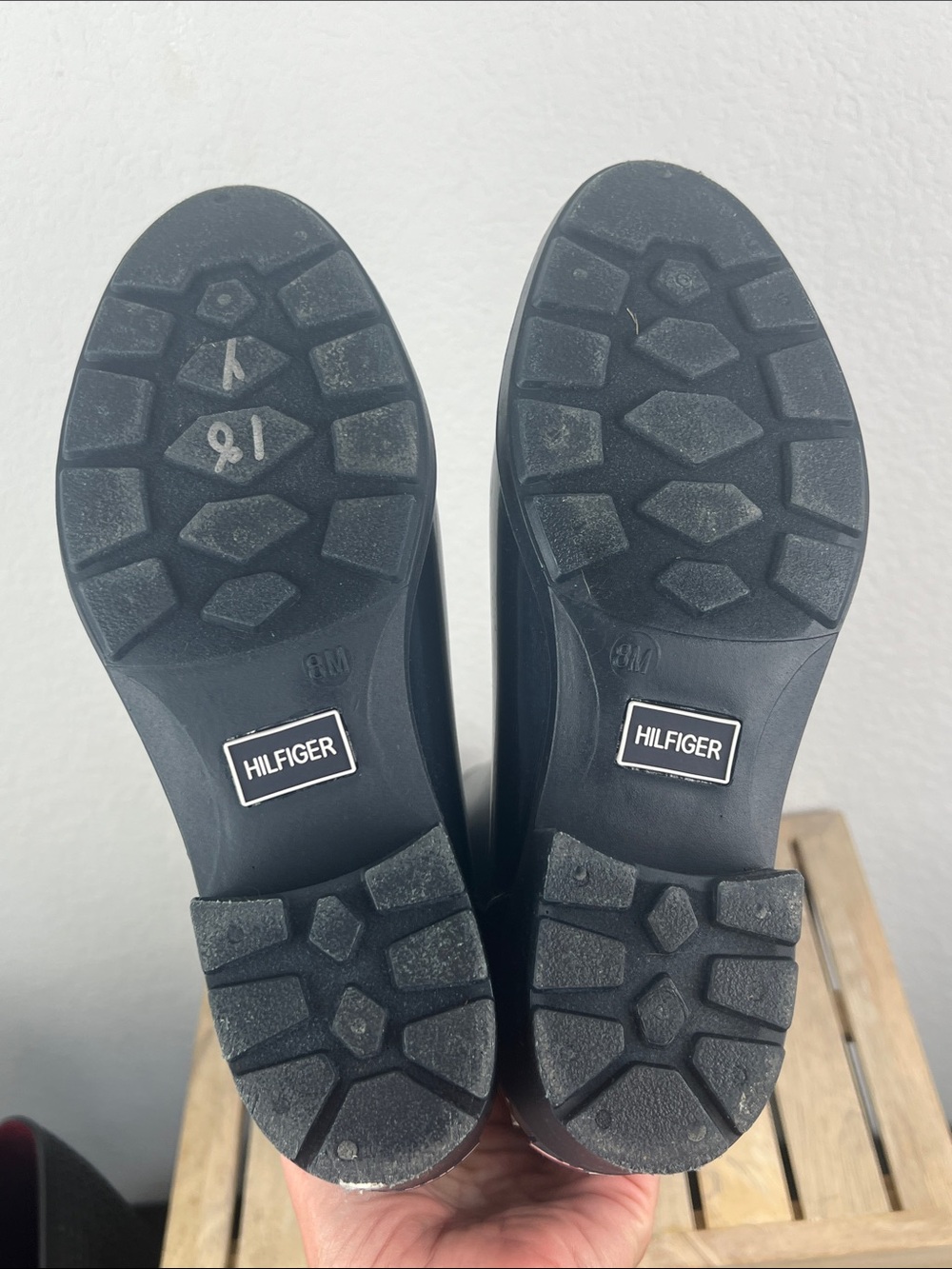 Tommy Hilfiger Tall Navy Rubber Rain Boots with Gold Logo - Picture 6 of 6